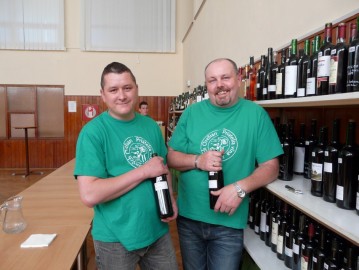 Dolnoorešanský džbánek vínka 2012 verejná ochutnávka