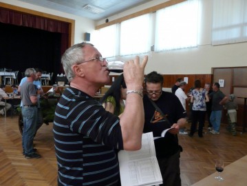 Dolnoorešanský džbánek vínka 2012 verejná ochutnávka