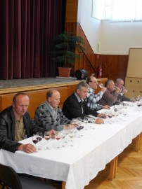 Dolnoorešanský džbánek vínka 2014 odborná degustácia