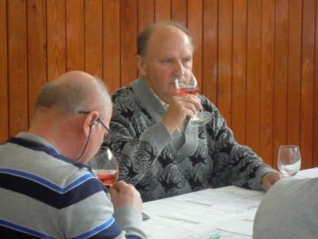 Dolnoorešanský džbánek vínka 2014 odborná degustácia